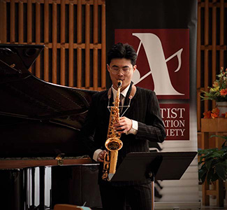 Jichen Zhang in concert 2022